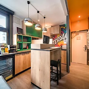  Albergue Princess Leidse Square
